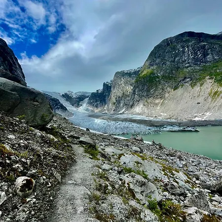 Tungestolen Vandrarhem Veitastrond